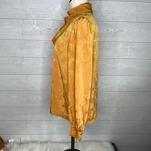 Vintage 80’s mustard gold paisley blouse with draped neckline size medium - Picture 3 of 6